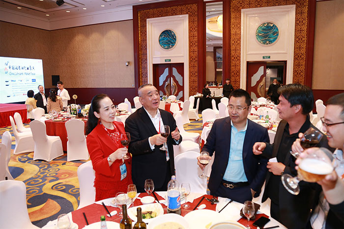 131566386673663.jpg 24.jpg